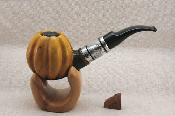 Pumpkin e-pipe